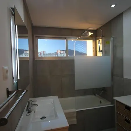 公寓 Emp 16 Overlooking Marina, Puerto Paraiso