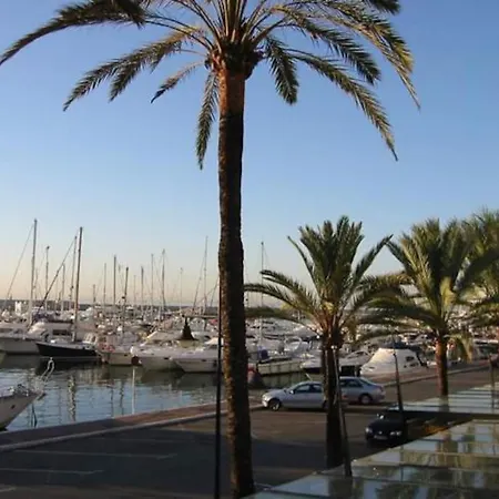 Emp 16 Overlooking Marina, Puerto Paraiso Apartamento Estepona